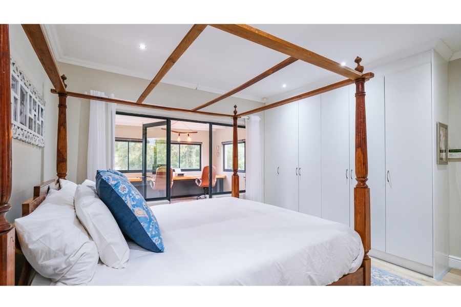 4 Bedroom Property for Sale in Heatherlands Western Cape